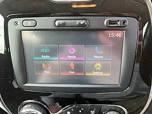 Used 2015 Renault Captur Dynamique S Nav White - Interior and Exterior details 11