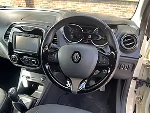 Used 2015 Renault Captur Dynamique S Nav White - Interior and Exterior details 14