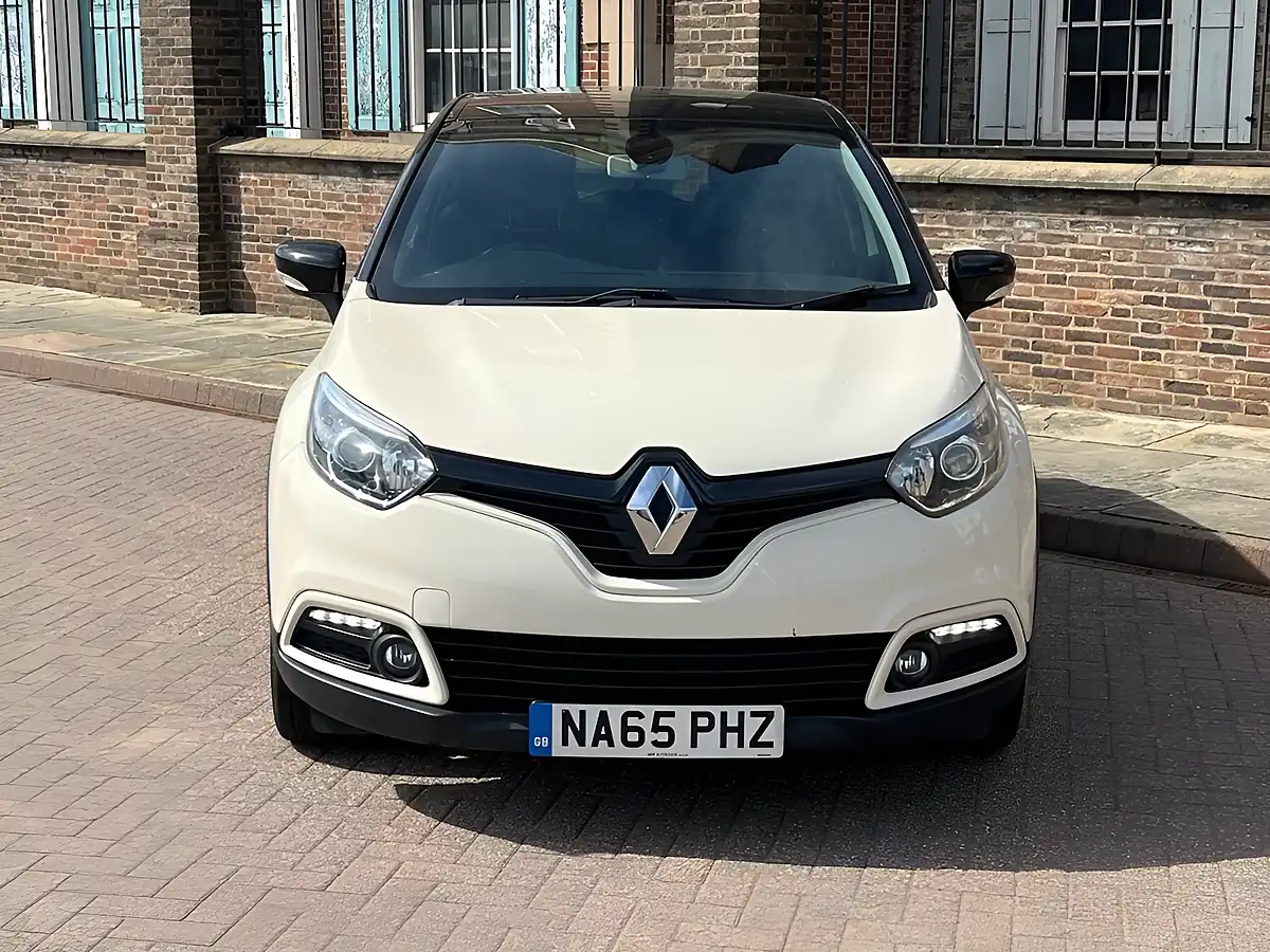 Used 2015 Renault Captur Dynamique S Nav White - Interior and Exterior details 2