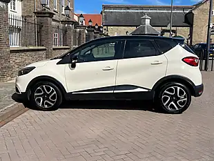 Used 2015 Renault Captur Dynamique S Nav White - Interior and Exterior details 5