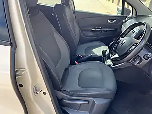 Used 2015 Renault Captur Dynamique S Nav White - Interior and Exterior details 9