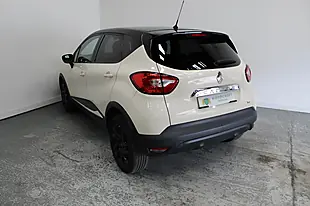 Used 2015 Renault Captur Dynamique S Nav White - Interior and Exterior details 5