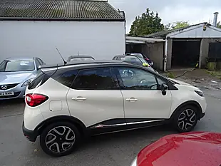 Used 2015 Renault Captur Dynamique S Nav White - Interior and Exterior details 5