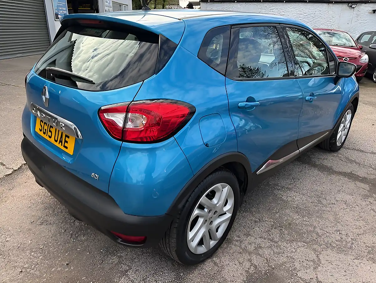 Used 2015 Renault Captur Energy Blue - Interior and Exterior details 2