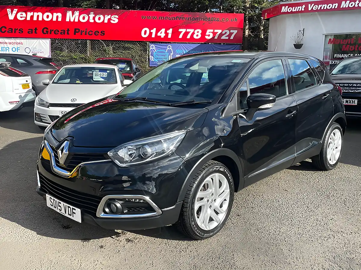 Used 2015 Renault Captur Energy Dynamique Medianav Black - Interior and Exterior details 4