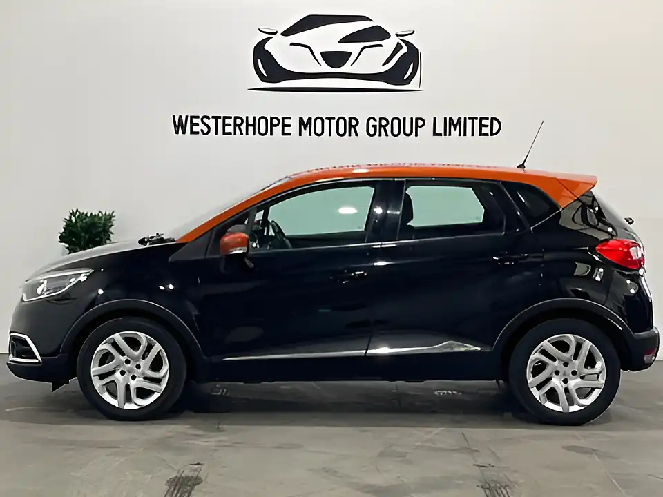 Used 2015 Renault Captur Energy Dynamique Medianav Black - Interior and Exterior details 14