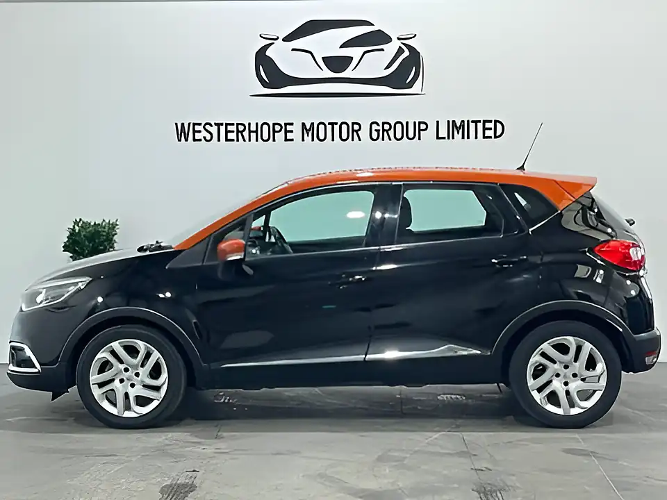 Used 2015 Renault Captur Energy Dynamique Medianav Black - Interior and Exterior details 16