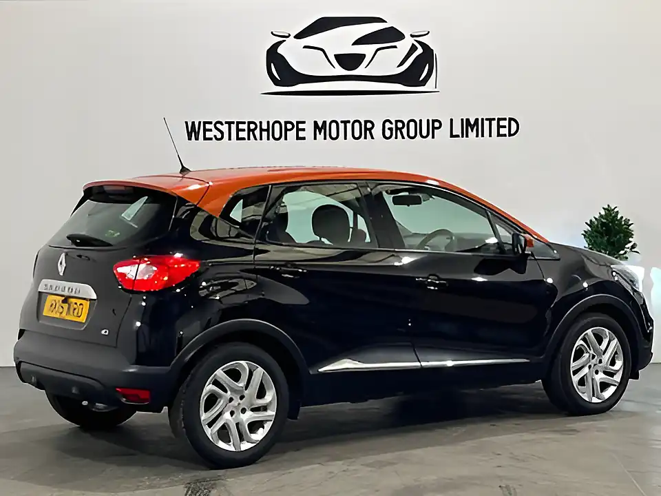 Used 2015 Renault Captur Energy Dynamique Medianav Black - Interior and Exterior details 4
