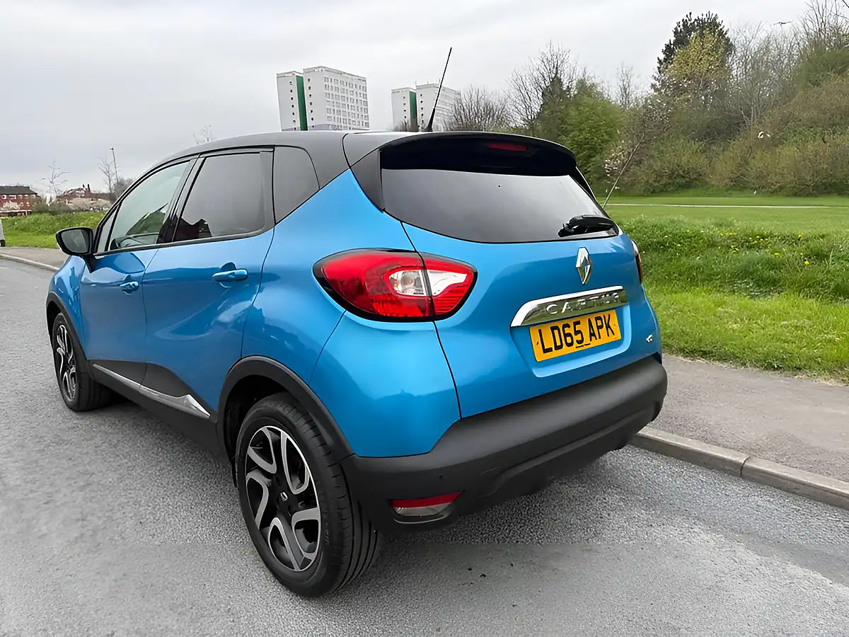 Used 2015 Renault Captur Energy Dynamique S Nav Blue - Interior and Exterior details 4