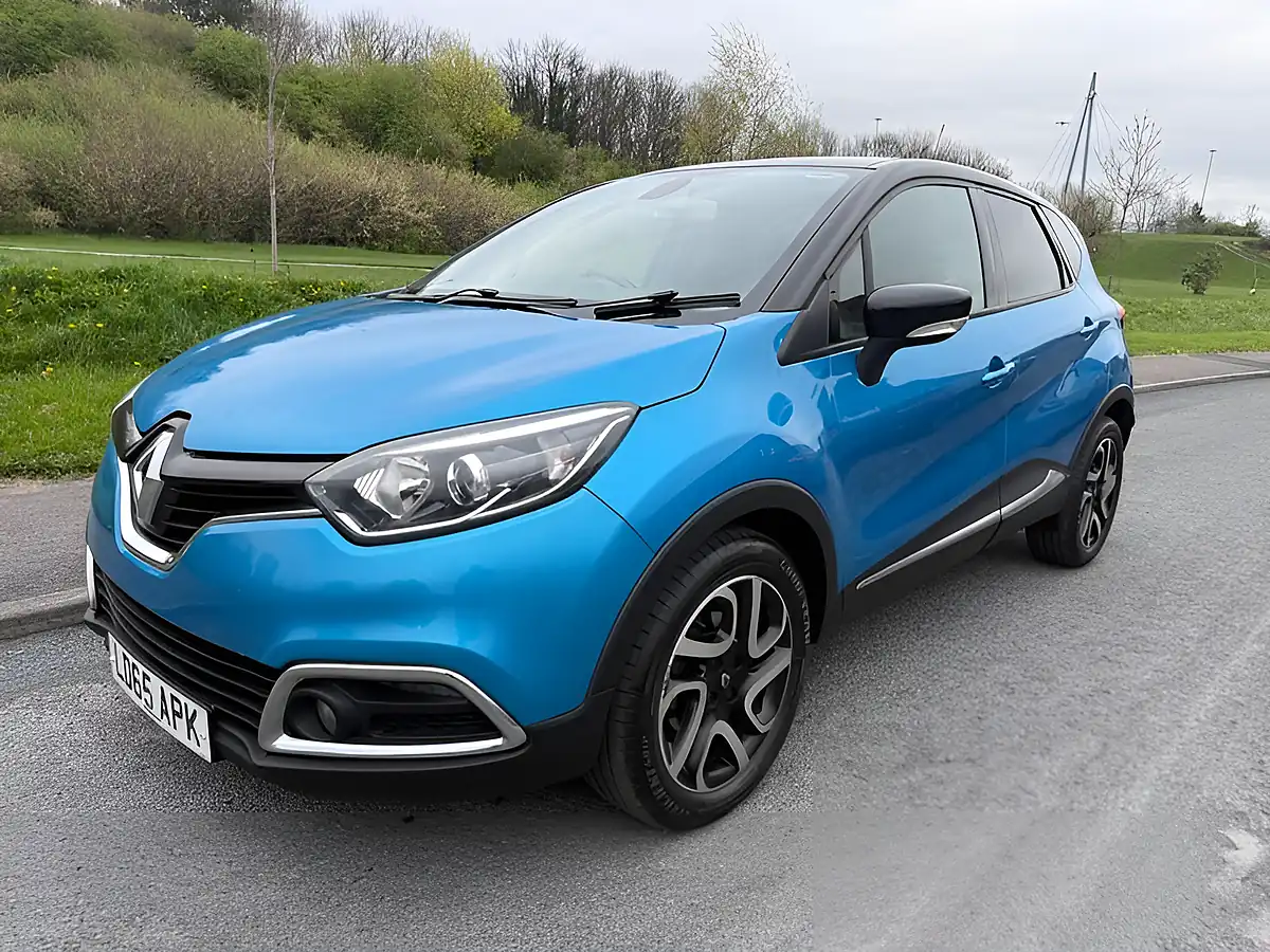 Used 2015 Renault Captur Energy Dynamique S Nav Blue - Interior and Exterior details 6