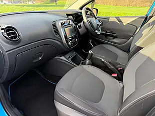 Used 2015 Renault Captur Energy Dynamique S Nav Blue - Interior and Exterior details 8