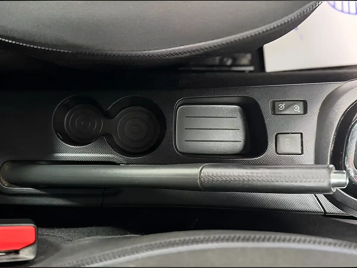 Used 2015 Renault Captur Energy Dynamique S Nav Orange - Interior and Exterior details 13