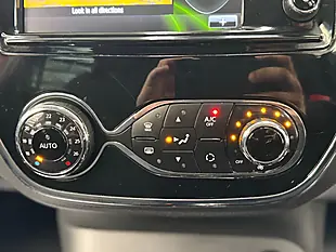 Used 2015 Renault Captur Energy Dynamique S Nav Orange - Interior and Exterior details 14