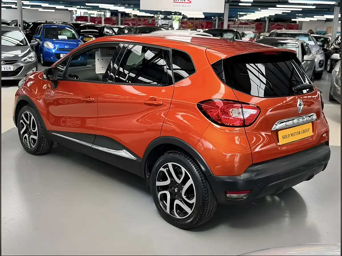 Used 2015 Renault Captur Energy Dynamique S Nav Orange - Interior and Exterior details 20