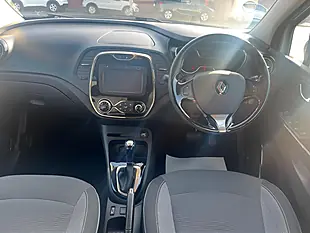 Used 2015 Renault Captur Energy Dynamique S Nav Silver - Interior and Exterior details 10