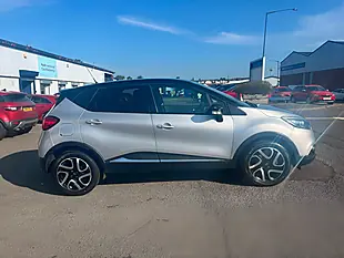 Used 2015 Renault Captur Energy Dynamique S Nav Silver - Interior and Exterior details 3