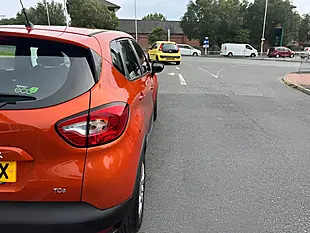 Used 2015 Renault Captur Expression + Orange - Interior and Exterior details 10