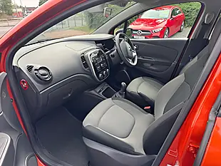 Used 2015 Renault Captur Expression + Orange - Interior and Exterior details 11