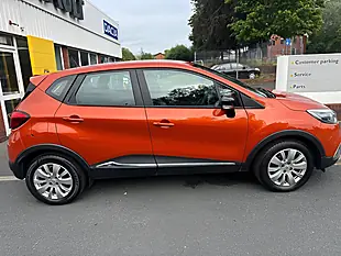 Used 2015 Renault Captur Expression + Orange - Interior and Exterior details 5