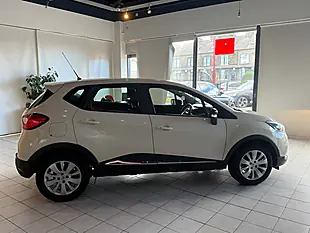 Used 2015 Renault Captur Expression+ White - Interior and Exterior details 11