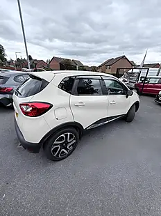 Used 2015 Renault Captur Iconic Beige - Interior and Exterior details 3