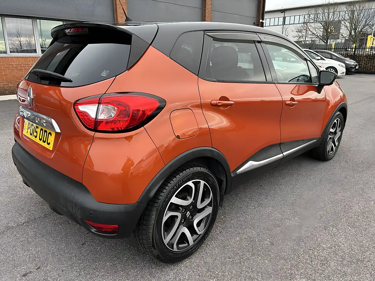 Used 2015 Renault Captur - Interior and Exterior details 6