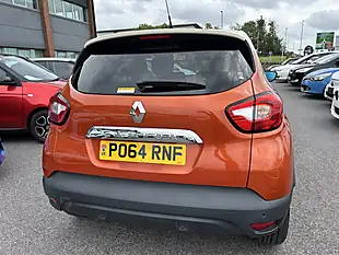 Used 2015 Renault Captur Orange - Interior and Exterior details 5