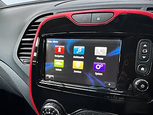 Used 2015 Renault Captur Signature Flame Red - Interior and Exterior details 12