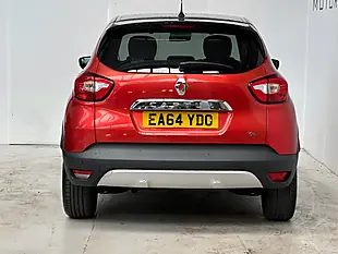 Used 2015 Renault Captur Signature Flame Red - Interior and Exterior details 6