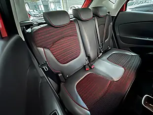 Used 2015 Renault Captur Signature Flame Red - Interior and Exterior details 9