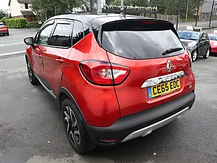 Used 2015 Renault Captur Signature Nav Red - Interior and Exterior details 11