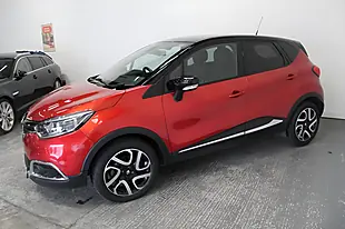 Used 2015 Renault Captur Signature Nav Red - Interior and Exterior details 4