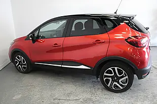 Used 2015 Renault Captur Signature Nav Red - Interior and Exterior details 7