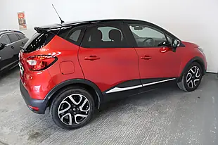 Used 2015 Renault Captur Signature Nav Red - Interior and Exterior details 8