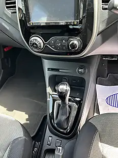 Used 2015 Renault Captur White - Interior and Exterior details 10