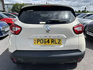 Used 2015 Renault Captur White - Interior and Exterior details 5