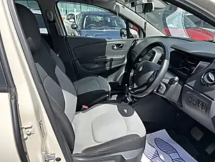 Used 2015 Renault Captur White - Interior and Exterior details 7
