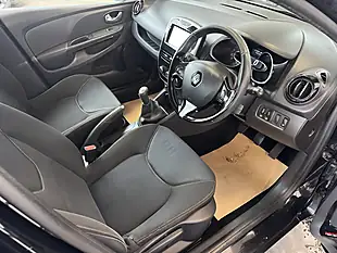 Used 2015 Renault Clio Dynamique Media Nav Black - Interior and Exterior details 9