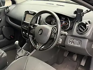 Used 2015 Renault Clio Dynamique Medianav Black - Interior and Exterior details 16