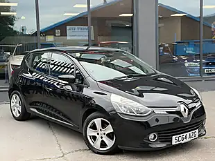 Used 2015 Renault Clio Dynamique Medianav Black - Interior and Exterior details 2