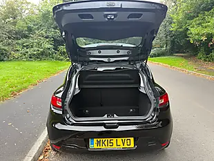 Used 2015 Renault Clio Dynamique Medianav Black - Interior and Exterior details 11