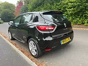 Used 2015 Renault Clio Dynamique Medianav Black - Interior and Exterior details 5