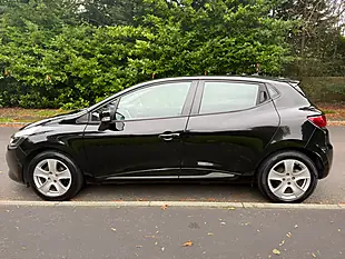 Used 2015 Renault Clio Dynamique Medianav Black - Interior and Exterior details 6