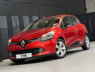 Used 2015 Renault Clio Dynamique Medianav Red - Interior and Exterior details 17