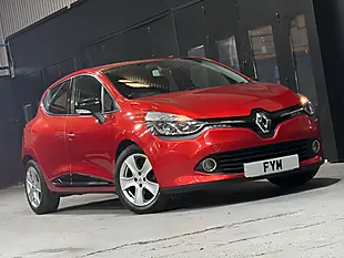 Used 2015 Renault Clio Dynamique Medianav Red - Interior and Exterior details 18