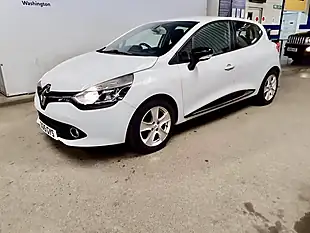 Used 2015 Renault Clio Dynamique Medianav White - Interior and Exterior details 3