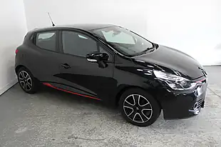Used 2015 Renault Clio Dynamique Nav Black - Interior and Exterior details 3