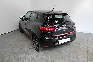 Used 2015 Renault Clio Dynamique Nav Black - Interior and Exterior details 5