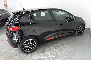 Used 2015 Renault Clio Dynamique Nav Black - Interior and Exterior details 8