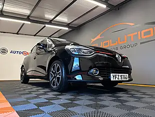 Used 2015 Renault Clio Dynamique Nav Black - Interior and Exterior details 10